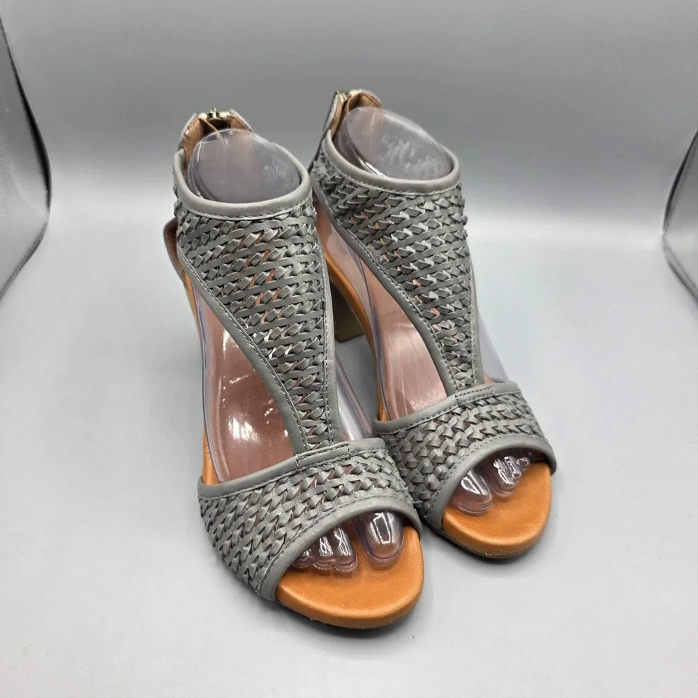 Sundance Heels Sandals Womens 38 Gray Leather Woven Gladiator Zipper Boho